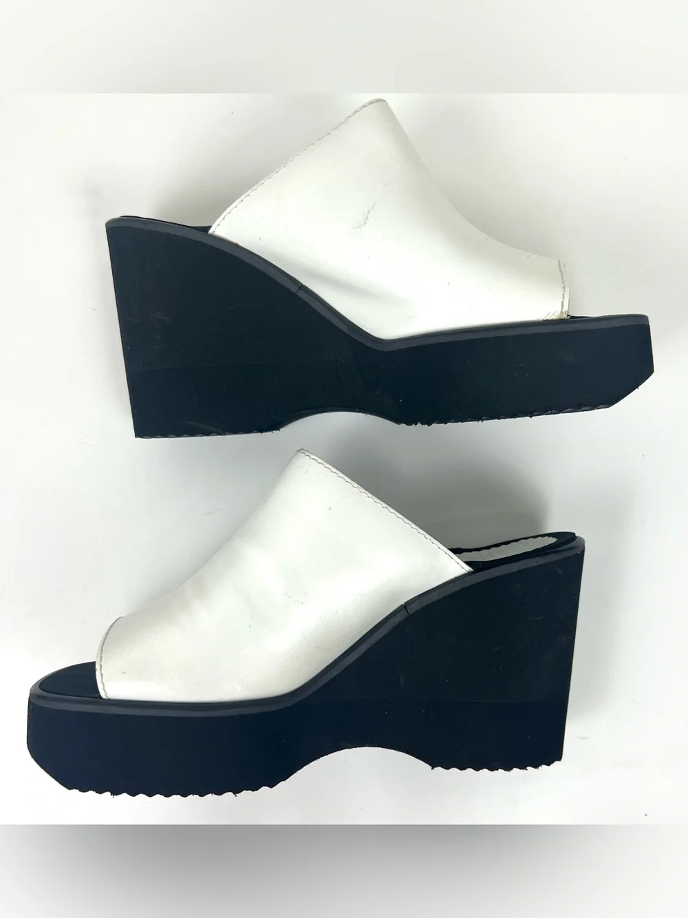 Vintage Y2K Bongo Platform Wedge
